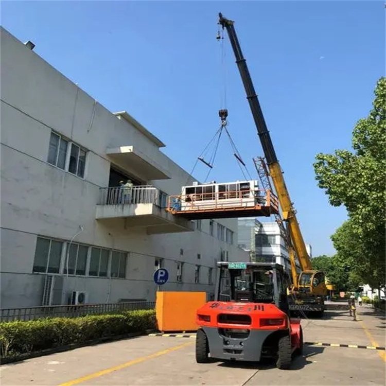 张金镇起重机司机十吊十不吊